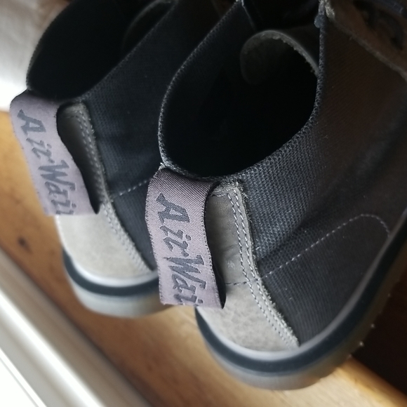 Dr. Martens Mens Wilson Chukka Boot Black and Grey - Picture 14 of 14